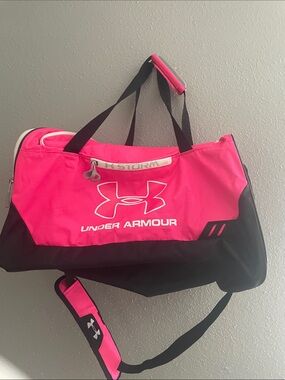 Under Armour Hot Pink and Black Travel Duffle Bag